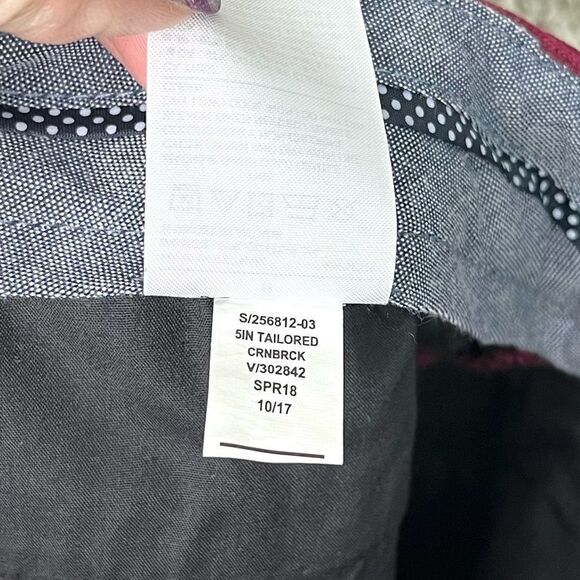 Banana Republic Shorts Women’s 6 Burgundy Red Tailored 5” NWT - Picture 7 of 7